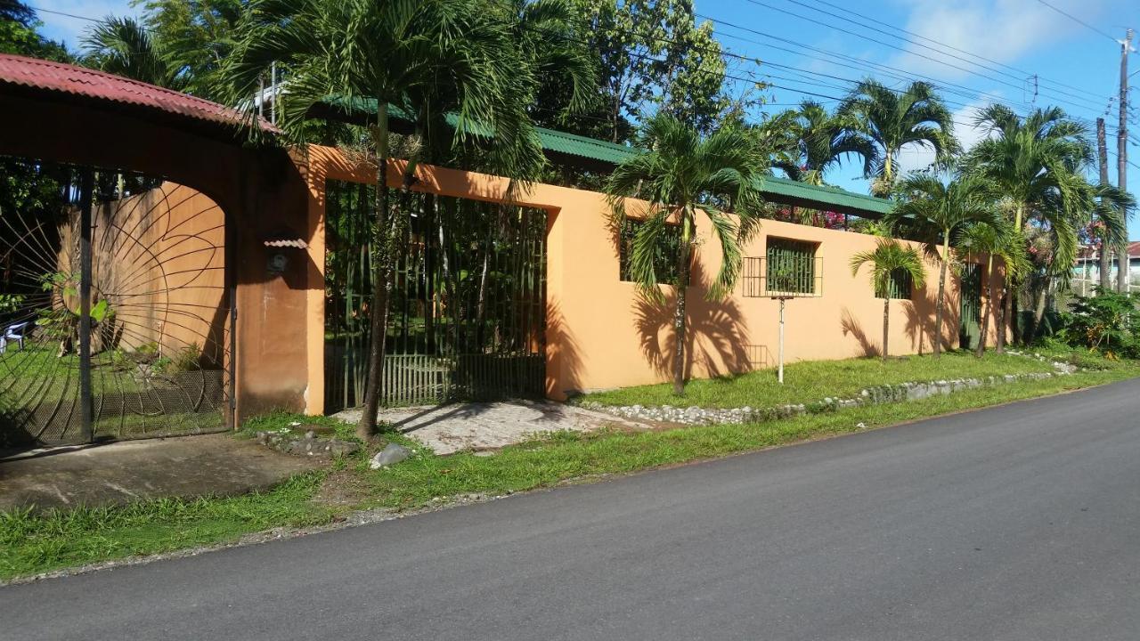 Embassy House Bed & Breakfast Puerto Jimenez Luaran gambar